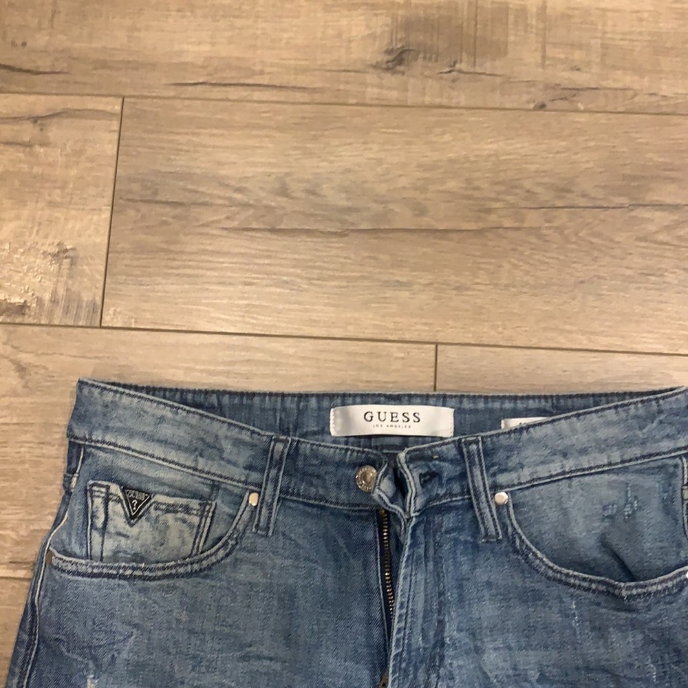 GUESS Lightly Wash Distressed Jean Shorts - Picture 2 of 4